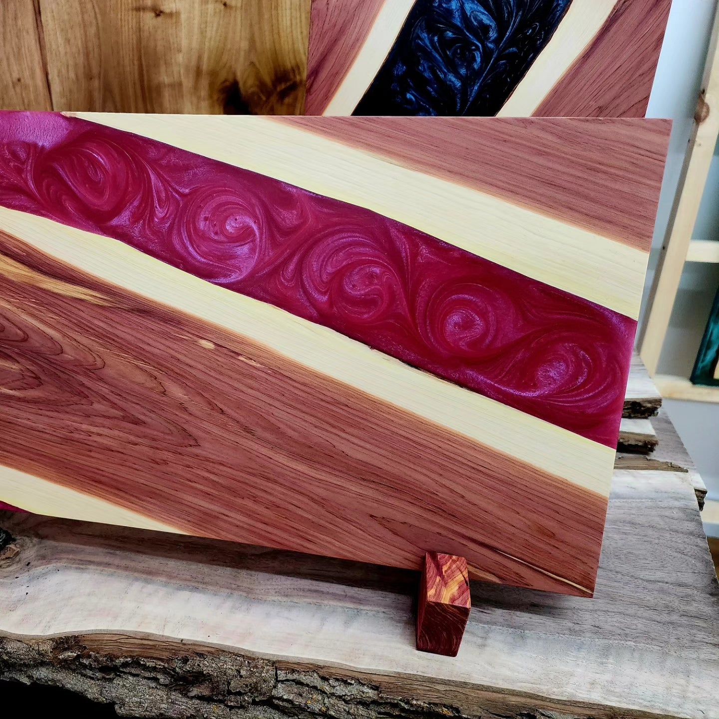 Red Cedar & Pink Epoxy Board with stand